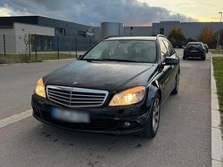Schwarz Gebraucht 2011 Mercedes C200 Kombi | 2.800 €