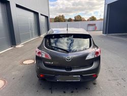 Braun Gebraucht 2009 Mazda 3 Limousine | 3.300 € (Etwas zu teuer)