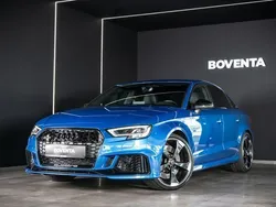 Arablau kristalleffekt Gebraucht 2018 Audi RS3 Sport Kleinwagen | 44.850 € (Etwas zu teuer)