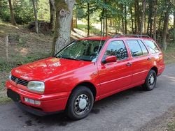 Rot Gebraucht 1998 VW Golf IV Kombi | 2.200 € (Etwas zu teuer)