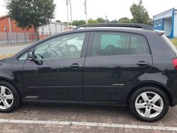 Schwarz Gebraucht 2009 VW Golf Plus United Van / Kleinbus | 2.700 €