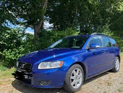 Blau Gebraucht 2008 Volvo V50 Momentum Kombi | 4.900 € (Etwas zu teuer)