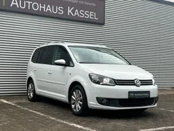 Weiß Gebraucht 2015 VW Touran Cup Van / Kleinbus | 8.990 € (Fairer Preis)