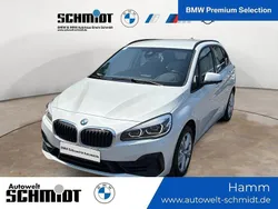 Mineralweiß Gebraucht 2020 BMW 218 Active Tourer Performance Van / Kleinbus | 23.390 € (Etwas zu teuer)