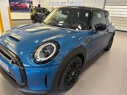 Blau Gebraucht 2023 Mini Cooper SE Kleinwagen | 22.990 € (Fairer Preis)