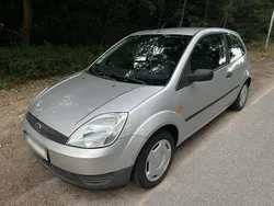 Silber Gebraucht 2004 Ford Fiesta Kleinwagen | 1.200 € (Guter Preis)