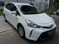 Weiß Gebraucht 2015 Toyota Prius+ Plus Van / Kleinbus | 10.699 € (Teuer)