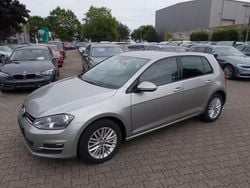 Silber Gebraucht 2014 VW Golf VII Cup Limousine | 10.900 € (Fairer Preis)