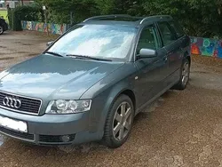 Grau Gebraucht 2002 Audi A4 Kombi | 3.750 € (Etwas zu teuer)