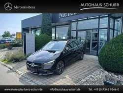 Schwarz Gebraucht 2025 Mercedes B180 Van / Kleinbus | 38.990 €