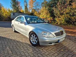 Silber Gebraucht 2000 Mercedes S320 Limousine | 10.500 €