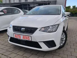 Weiß Gebraucht 2021 Seat Ibiza Style Limousine | 11.999 € (Fairer Preis)