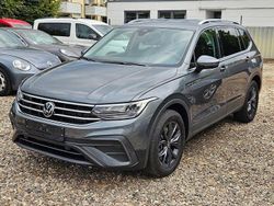 Grau Gebraucht 2022 VW Tiguan Allspace SUV | 26.800 € (Superpreis)