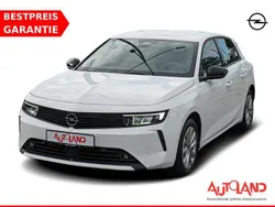 Weiß Gebraucht 2024 Opel Astra Elegance Limousine | 21.990 € (Guter Preis)