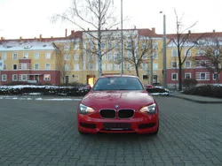 Rot Gebraucht 2015 BMW 114 Sport Line Kleinwagen | 9.999 € (Guter Preis)