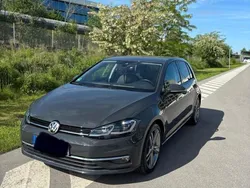 Grau Gebraucht 2017 VW Golf VII Kleinwagen | 17.200 € (Fairer Preis)