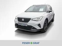 Nevada weiß metallic Gebraucht 2024 Seat Arona FR SUV | 22.950 € (Fairer Preis)