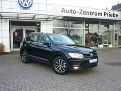 Schwarz metallic Gebraucht 2020 VW Tiguan Comfortline SUV | 23.390 € (Fairer Preis)