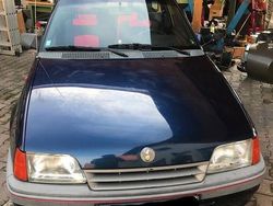 Blau Gebraucht 1990 Opel Kadett Cabrio | 2.500 €