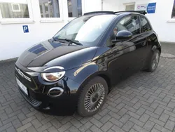 Schwarz Gebraucht 2022 Fiat 500e Icon Cabrio | 21.300 € (Guter Preis)