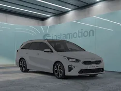 Weiß Gebraucht 2020 Kia Ceed Kombi | 14.270 € (Guter Preis)