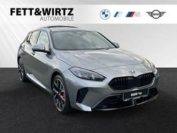 Black sapphire metallic Neu 2025 BMW 120 Kleinwagen | 40.190 € (Teuer)