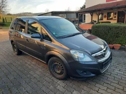Silber Gebraucht 2009 Opel Zafira Innovation Van / Kleinbus | 2.099 € (Fairer Preis)