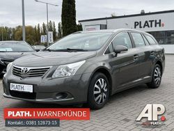 Grün Gebraucht 2011 Toyota Avensis Basis Kombi | 9.490 € (Teuer)