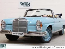 Horizontblau Gebraucht 1966 Mercedes 250 SE Cabrio | 139.400 €