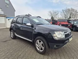 Perlmuttschwarz Gebraucht 2012 Dacia Duster Lauréate SUV | 6.900 € (Fairer Preis)