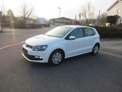 Weiß Gebraucht 2017 VW Polo Trendline Kleinwagen | 10.700 € (Guter Preis)