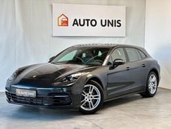 Grau Gebraucht 2020 Porsche Panamera Turbo Sport Turismo Limousine | 57.001 €