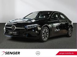 Unilack nachtschwarz Gebraucht 2024 Mercedes A180 Limousine | 27.960 € (Fairer Preis)