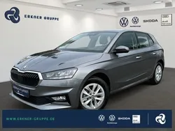 Grau Gebraucht 2023 Skoda Fabia Selection Limousine | 16.499 € (Fairer Preis)