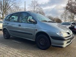 Grau Gebraucht 1998 Renault Scénic Van / Kleinbus | 590 € (Superpreis)