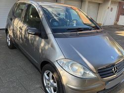 Grau Gebraucht 2004 Mercedes A150 Kleinwagen | 2.890 € (Teuer)