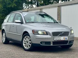 Silber Gebraucht 2006 Volvo V50 Summum Kombi | 5.900 € (Teuer)