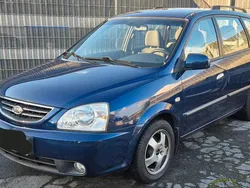 Blau Gebraucht 2006 Kia Carens Van / Kleinbus | 4.400 €