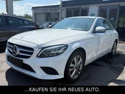 Weiß Gebraucht 2019 Mercedes C200 Limousine | 26.300 € (Fairer Preis)