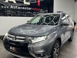 Grau Gebraucht 2017 Mitsubishi Outlander Edition SUV | 16.900 € (Fairer Preis)