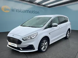 Weiß Gebraucht 2023 Ford S-MAX S Van / Kleinbus | 34.049 € (Etwas zu teuer)