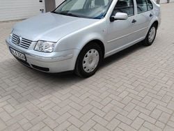 Silber Gebraucht 2002 VW Bora Trendline Limousine | 4.999 € (Teuer)