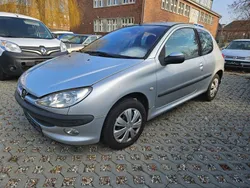 Silber Gebraucht 2003 Peugeot 206 Limousine | 999 € (Guter Preis)