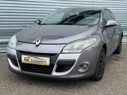 Grau Gebraucht 2009 Renault Mégane III Dynamique Coupé | 2.880 € (Fairer Preis)