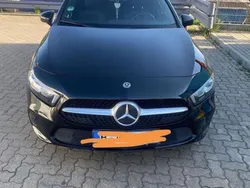 Schwarz Gebraucht 2020 Mercedes A200 Progressive Limousine | 18.800 € (Fairer Preis)