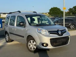 Grau Gebraucht 2018 Renault Kangoo Experience Van / Kleinbus | 9.999 € (Teuer)