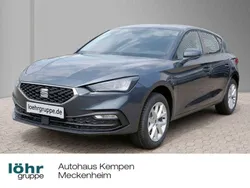 Magnetic grau metallic Neu 2025 Seat Leon Limousine | 35.770 € (Teuer)