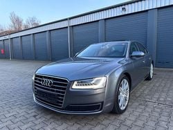 Grau Gebraucht 2014 Audi A8 Ambiente Limousine | 14.999 € (Fairer Preis)