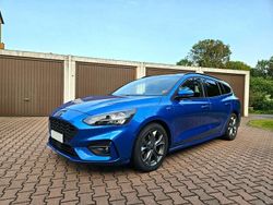 Blau Gebraucht 2020 Ford Focus ST-Line Kombi | 19.500 € (Teuer)