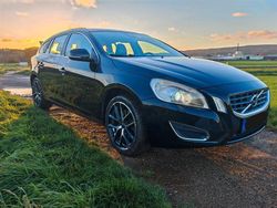 Gebraucht 2011 Volvo V60 Kombi | 5.900 € (Fairer Preis)